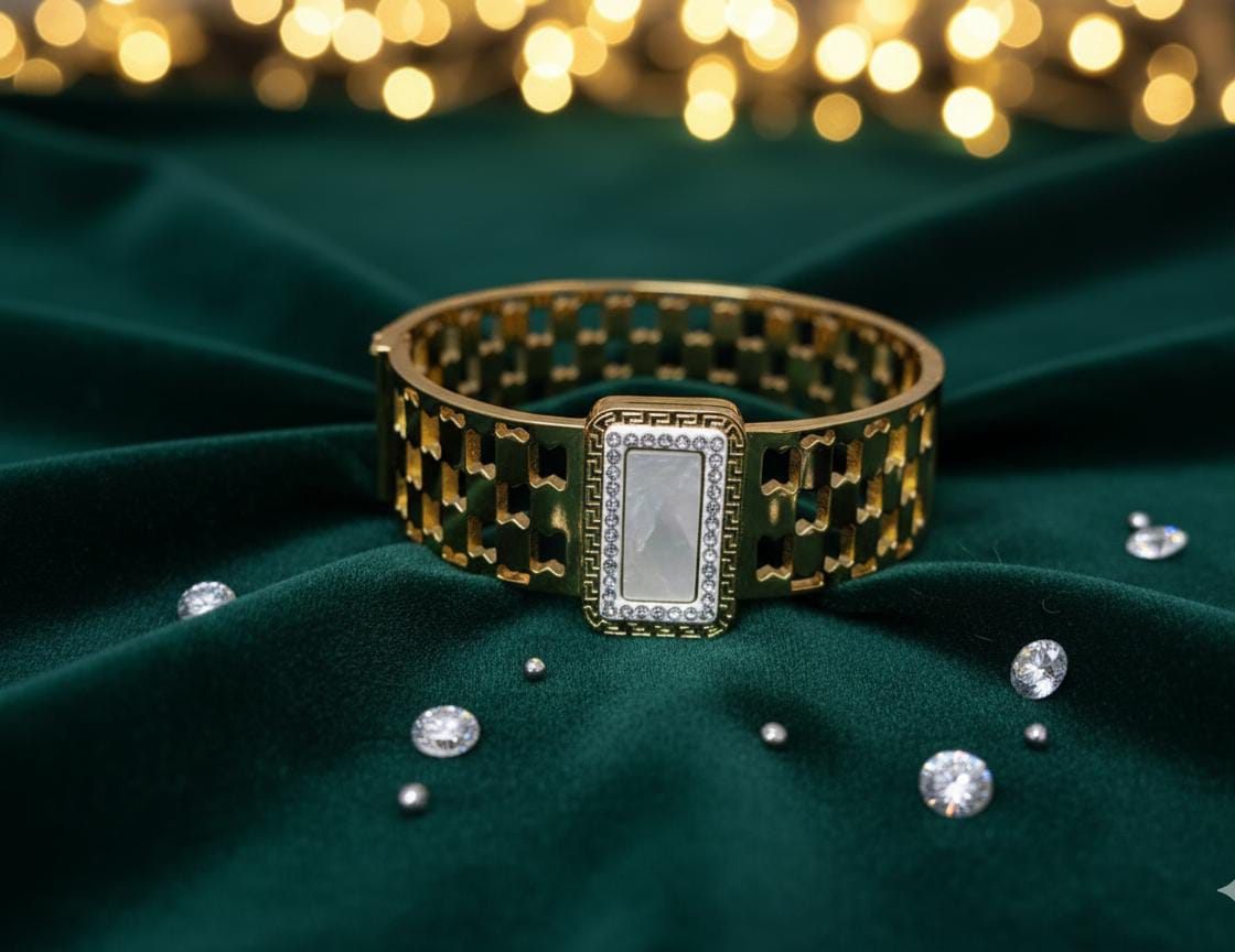 π Regal Radiance Gold Hand Cuff